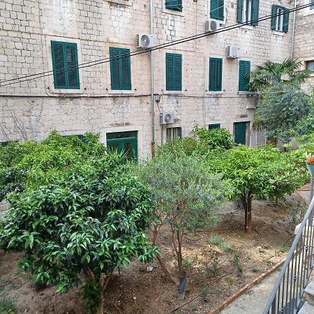 Jr Luxury Guesthouse2 Σπλιτ Εξωτερικό φωτογραφία
