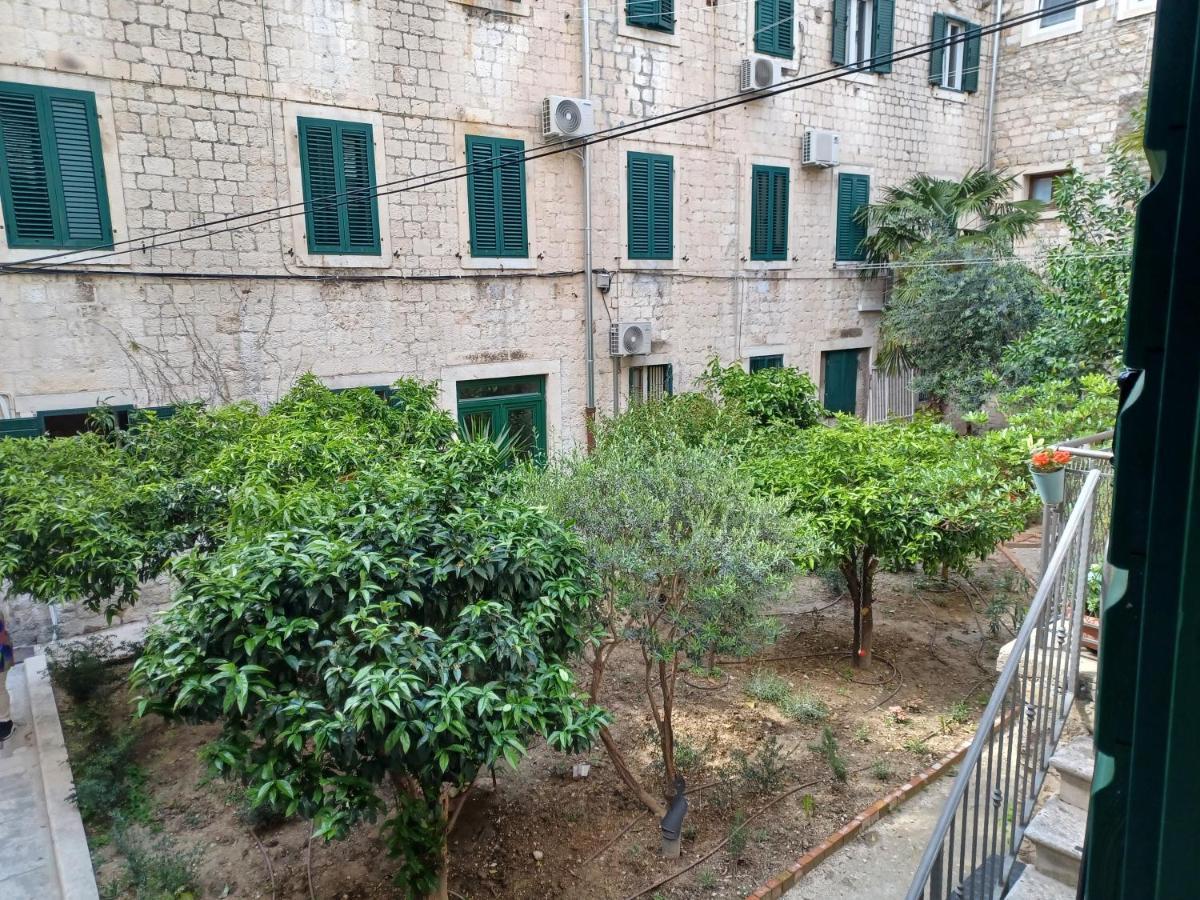 Jr Luxury Guesthouse2 Σπλιτ Εξωτερικό φωτογραφία