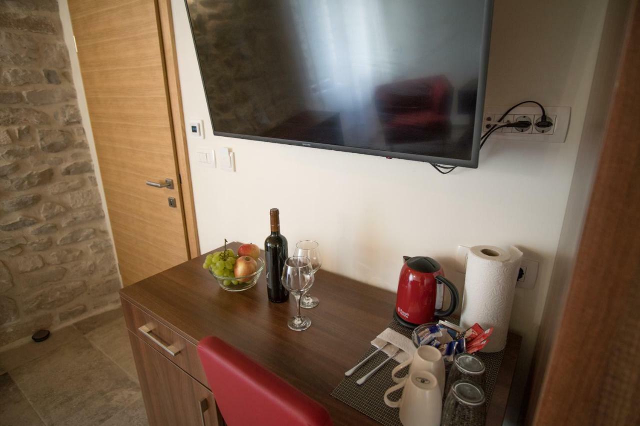 Jr Luxury Guesthouse2 Σπλιτ Εξωτερικό φωτογραφία